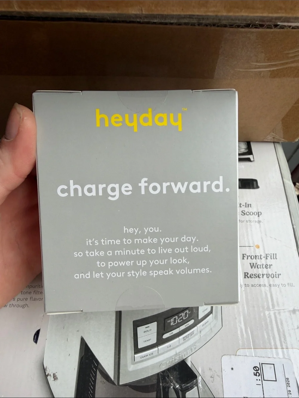 heyday Avocado USB-C Wall Charger in Yellow, Green & Brown